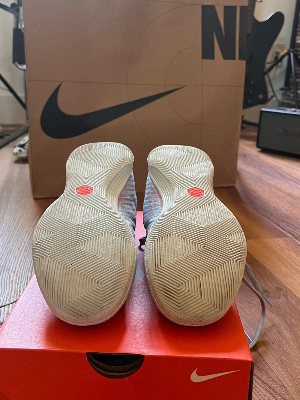 Nike Tiempo ReactGato IC Indoor Soccer Shoes - M 4.5 W 6